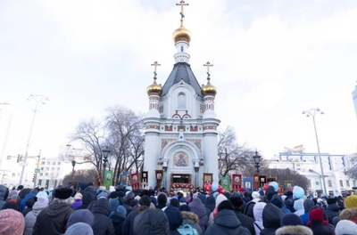 Более трех тысяч жителей Екатеринбурга приняли участие в крестном ходе в День святой Екатерины