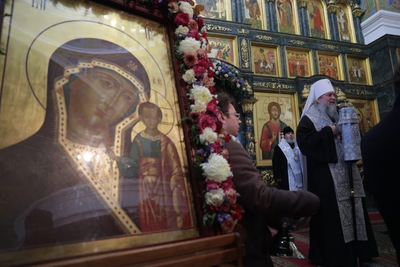Екатеринбург встретил День Казанской иконы Божьей Матери масштабным крестным ходом Екатеринбург встретил День Казанской иконы Божьей Матери масштабным крестным ходом