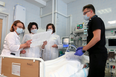 Врачи СОКБ №1 спасли молодого пациента с опасным для жизни осложнением тяжелого эндокринного заболевания Врачи СОКБ №1 спасли молодого пациента с опасным для жизни осложнением тяжелого эндокринного заболевания