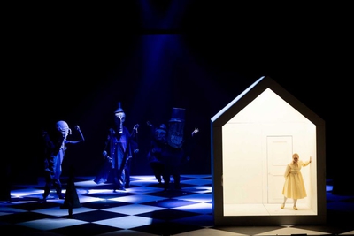 Пять театральных работ Среднего Урала представят в 32-м сезоне «Золотой маски» Пять театральных работ Среднего Урала представят в 32-м сезоне «Золотой маски»