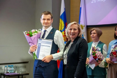 Шесть педагогов Свердловской области вышли в финалы Всероссийских профессиональных конкурсов Шесть педагогов Свердловской области вышли в финалы Всероссийских профессиональных конкурсов